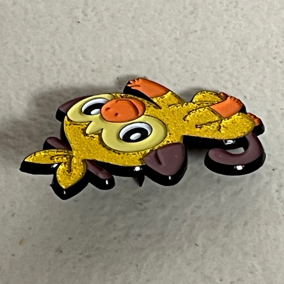 Grookey Glitter Pokemon Enamel Pin Sparkle Yellow Pins Brooch Hat Streetwear - Picture 3 of 7